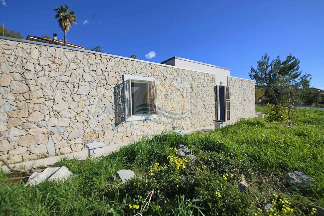 House in Bordighera, Liguria, Italy 5 - 13869463