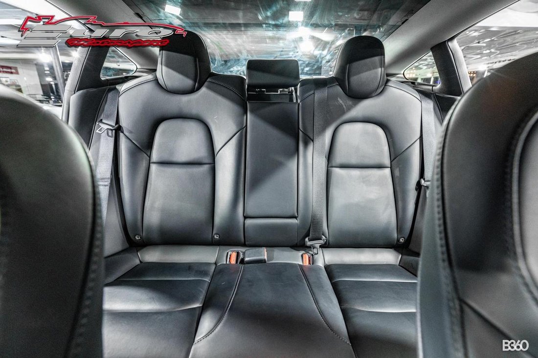 Sedan in Fort Lauderdale, FL, United States 4 - 13845307