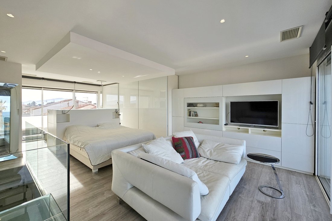 House in Sainte-Marie-la-Mer, Occitania, France 5 - 13869415