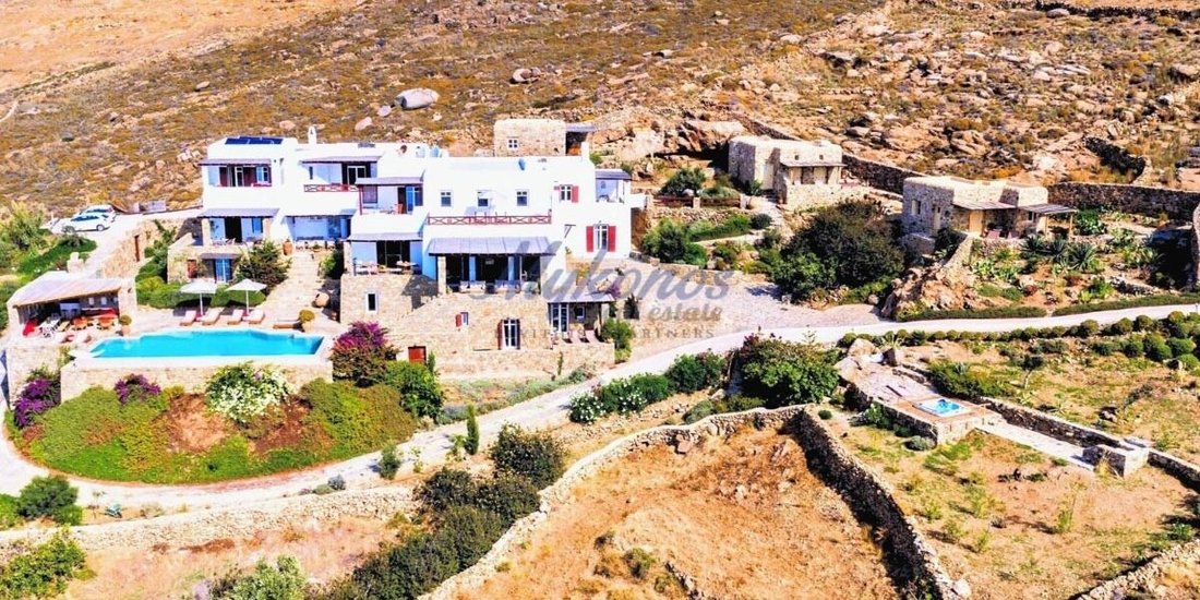 House in Ano Mera Community, Aegean, Greece 1 - 13854638