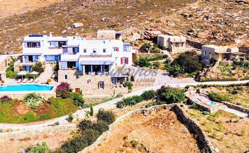 House in Ano Mera Community, Aegean, Greece 1