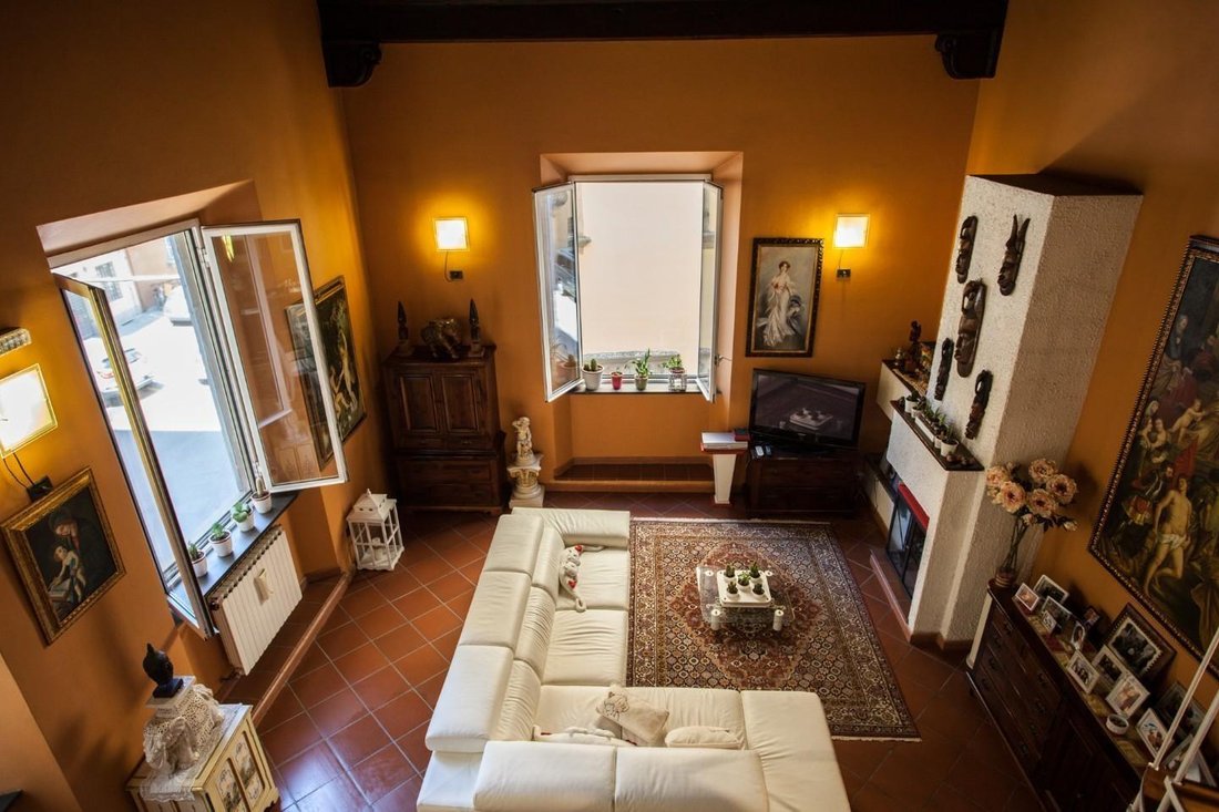 Apartment in Historic Center, Lucca, Tuscany 1 - 13866564