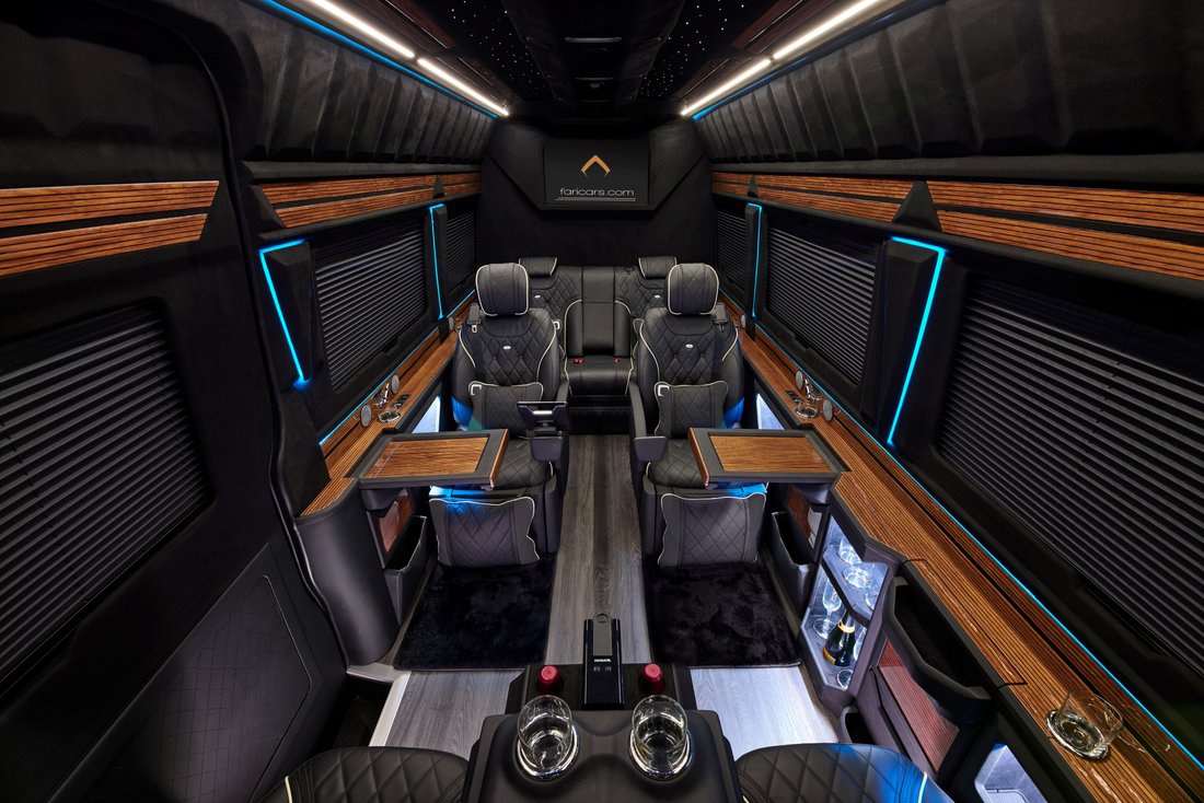 Limousine in Mount Laurel Township, New Jersey, United States 2 - 13864848