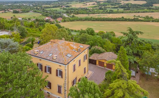House in Quattro Castella, Emilia-Romagna, Italy 1
