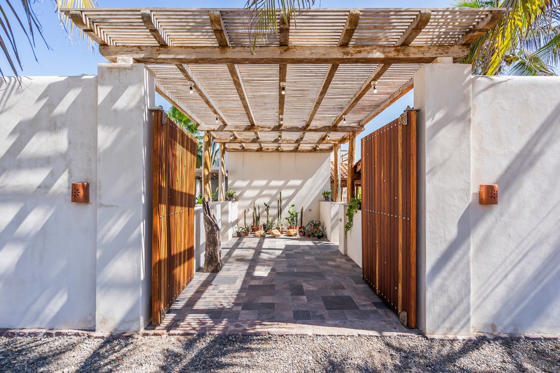 Hacienda De La Costalegre For Sale In Punta Perula, In Pérula, Jalisco, Mexico For Sale (13869783)