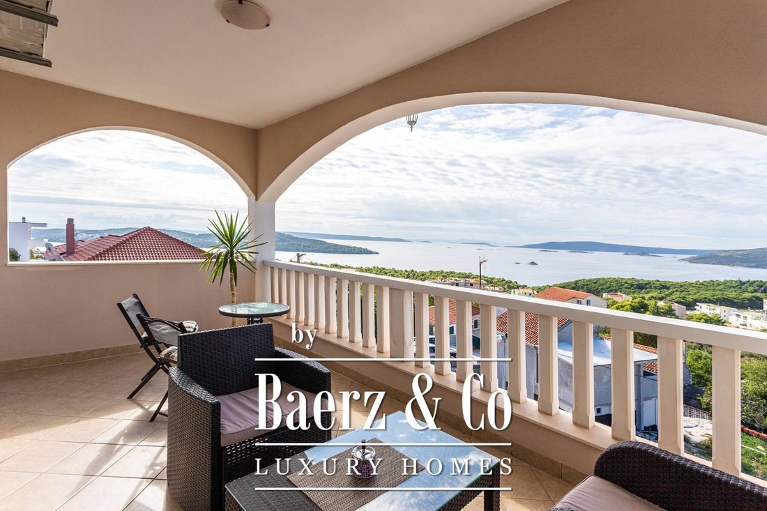 Townhouse in Seget Vranjica, Split-Dalmatia County, Croatia 2 - 13439580