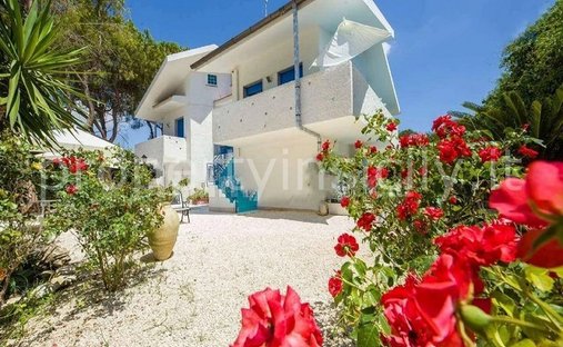 Villa in Fontane Bianche - Cassibile, Fontane Bianche, Sicily 1