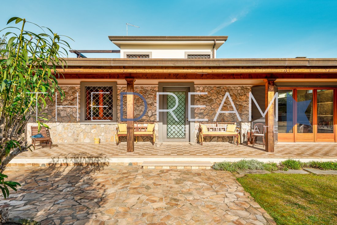 Villa in Italy 4 - 13879365