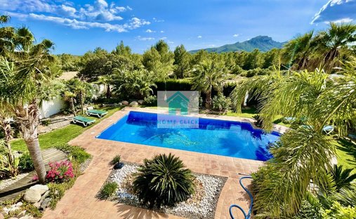Country House in Mont-roig del Camp, Catalonia, Spain 1
