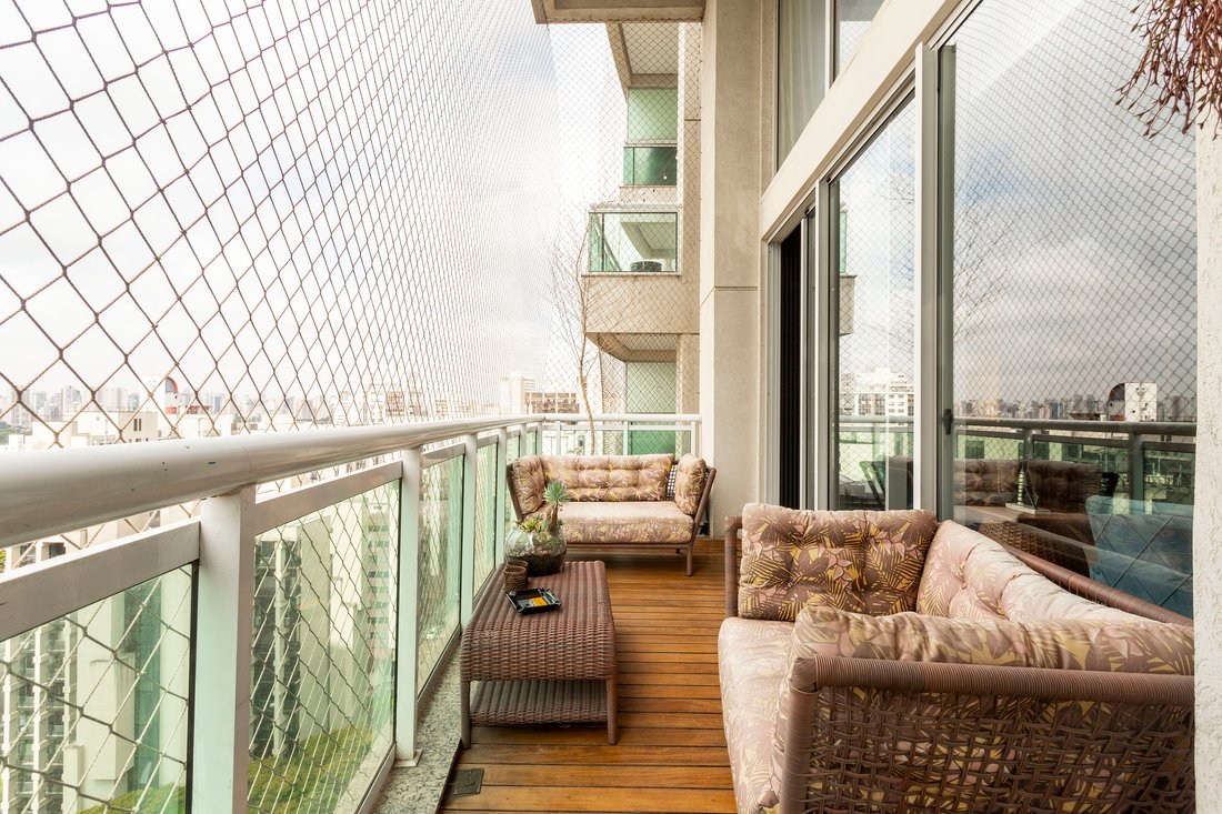 Apartment in São Paulo, State of São Paulo, Brazil 5 - 13812482