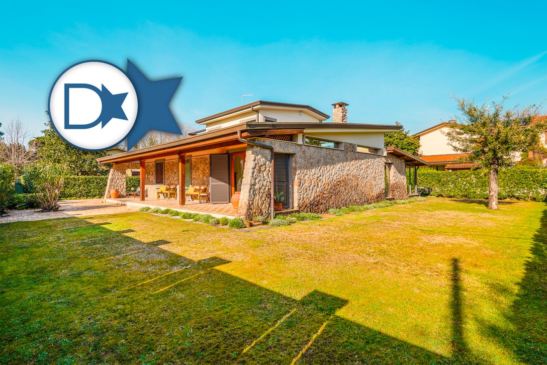 Villa in Italy 1 - 13879365