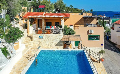 Villa in Ljubljeva, Split-Dalmatia County, Croatia 1