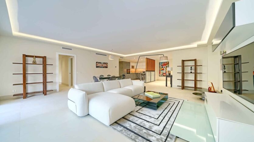 Apartment in Marbella, Andalusia, Spain 3 - 13879960