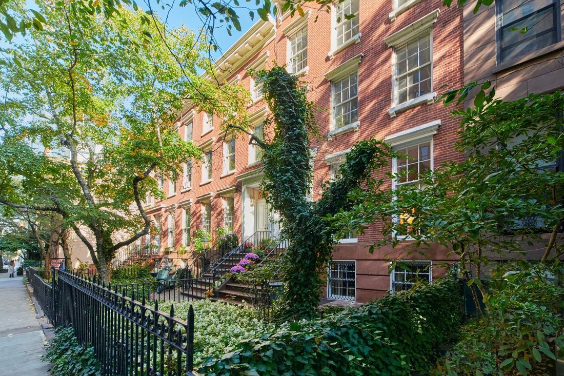 House in New York, New York, United States 1 - 13879507