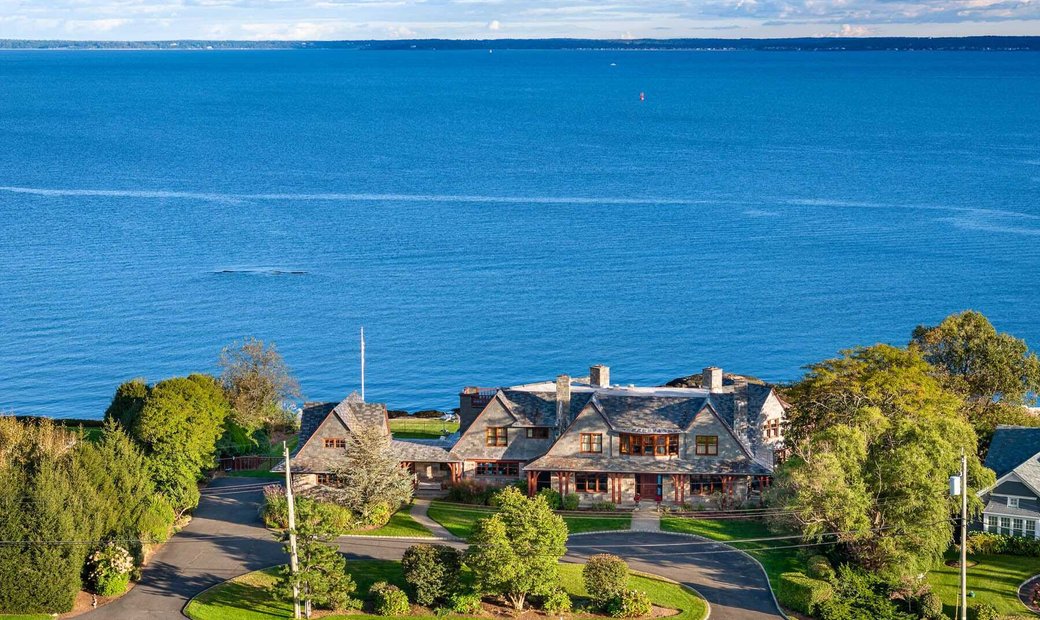 Coveted Waterfront Sanctuary In Rye, New York, United States For Sale