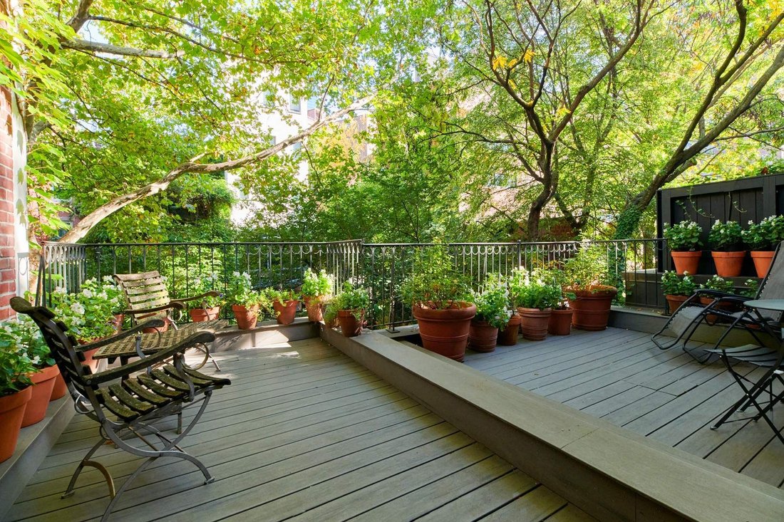 House in New York, New York, United States 5 - 13879507