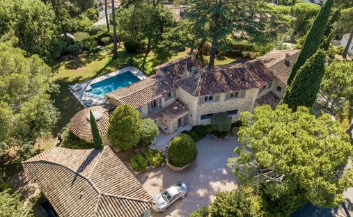 Villa in Mougins, Provence-Alpes-Côte d'Azur, France 1