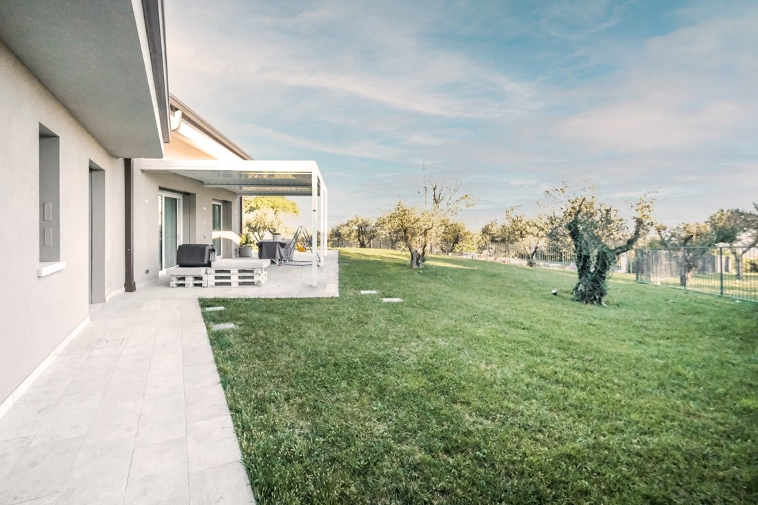 Villa in Sommacampagna, Veneto, Italy 2 - 13882237