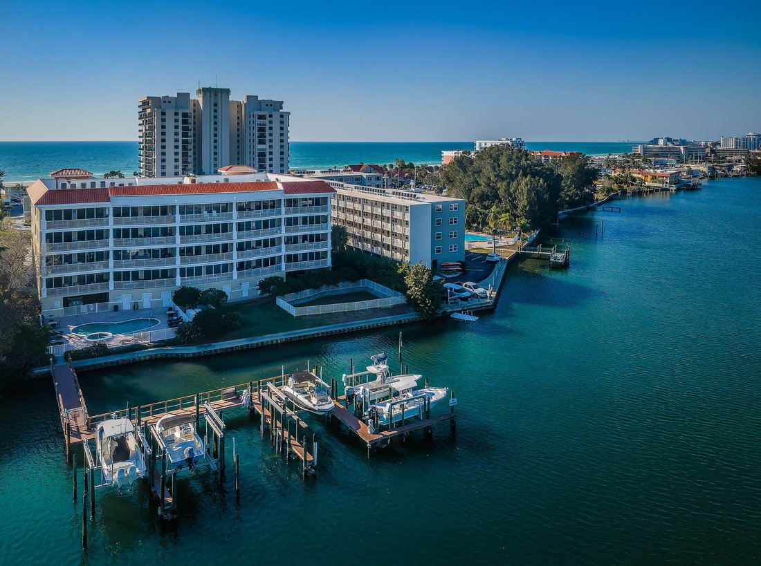 Condo in St. Pete Beach, Florida, United States 4 - 13882254