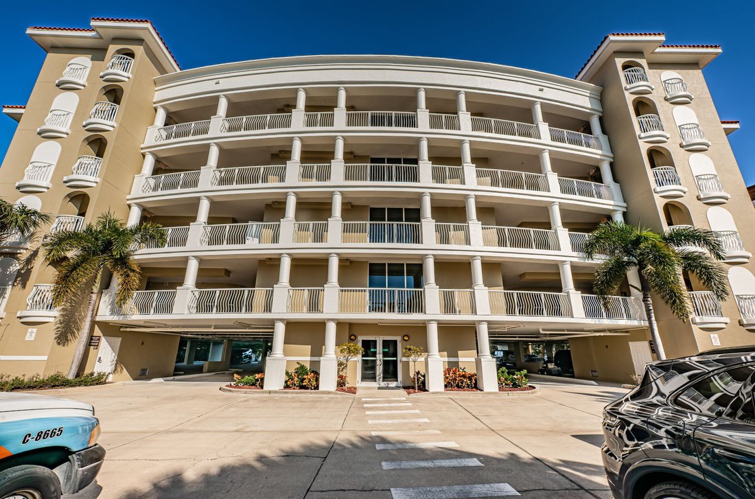 Condo in St. Pete Beach, Florida, United States 2 - 13882254
