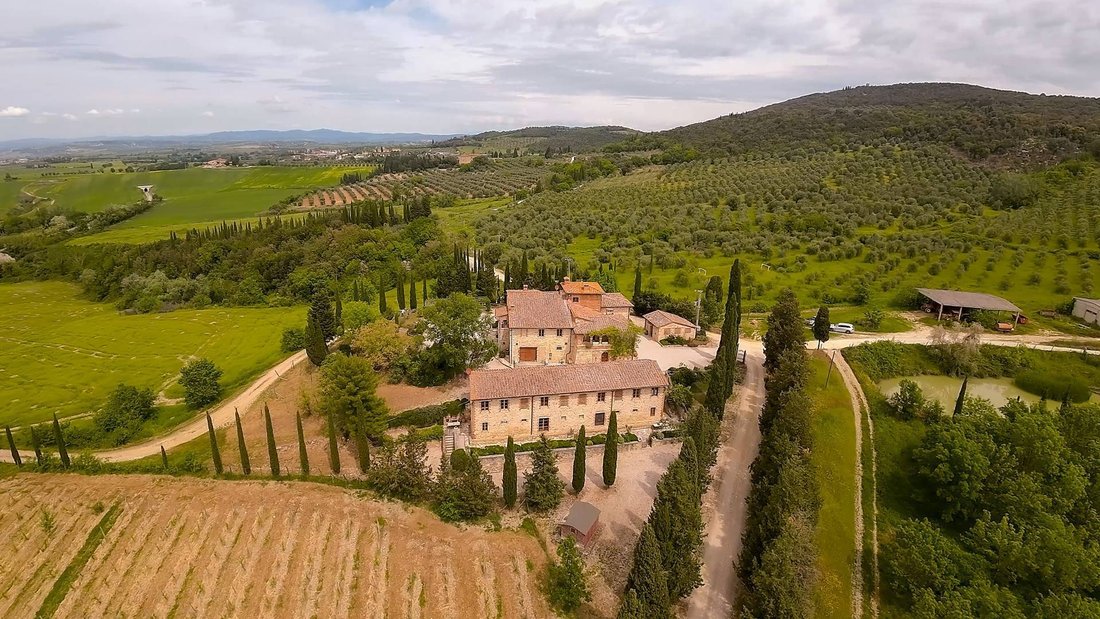 Farm Ranch in Asciano, Tuscany, Italy 3 - 13885399