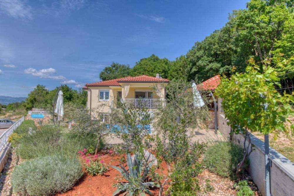 Villa in Omisalj, Primorje-Gorski Kotar County, Croatia 2 - 13882610