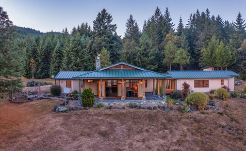 House in Gold Beach, Oregon, United States 1