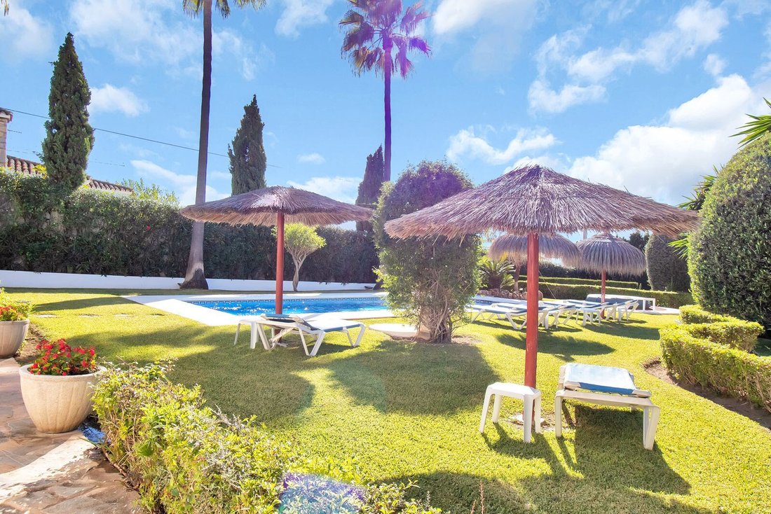 Villa in San Pedro de Alcantara, Andalusia, Spain 3 - 13886689