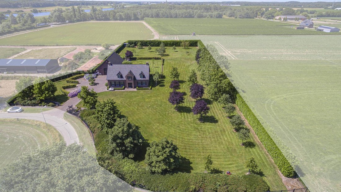 Villa in Kessel, Limburg, Netherlands 2 - 13885541
