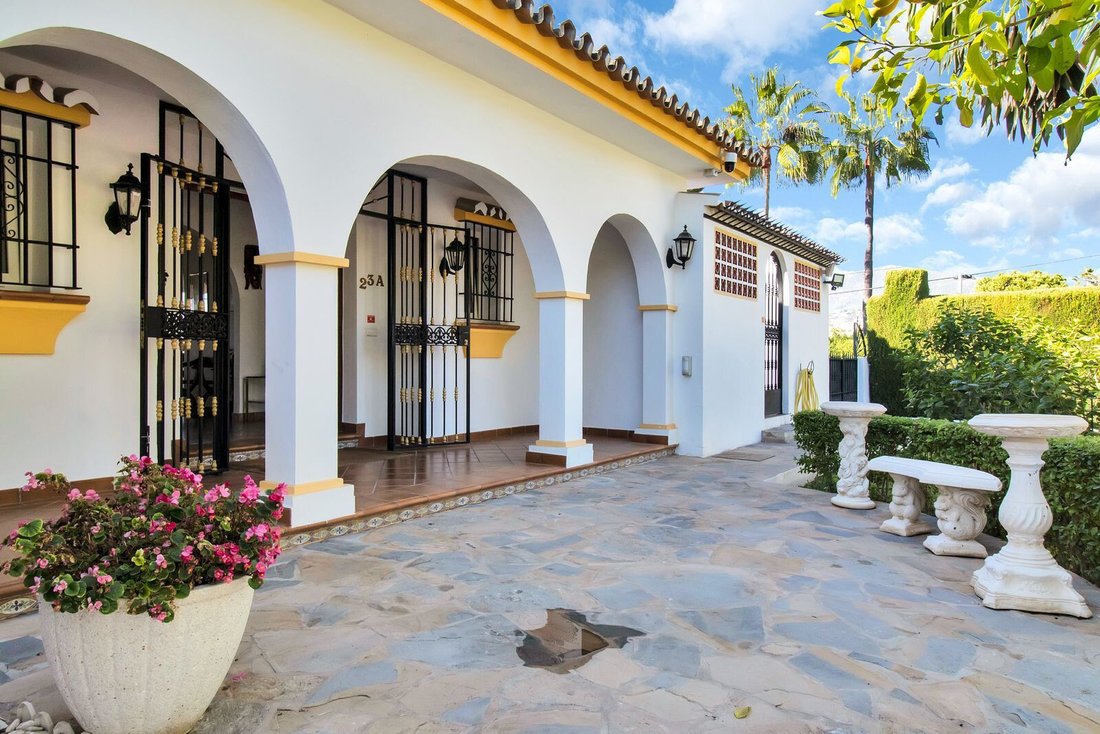 Villa in San Pedro de Alcantara, Andalusia, Spain 4 - 13886689