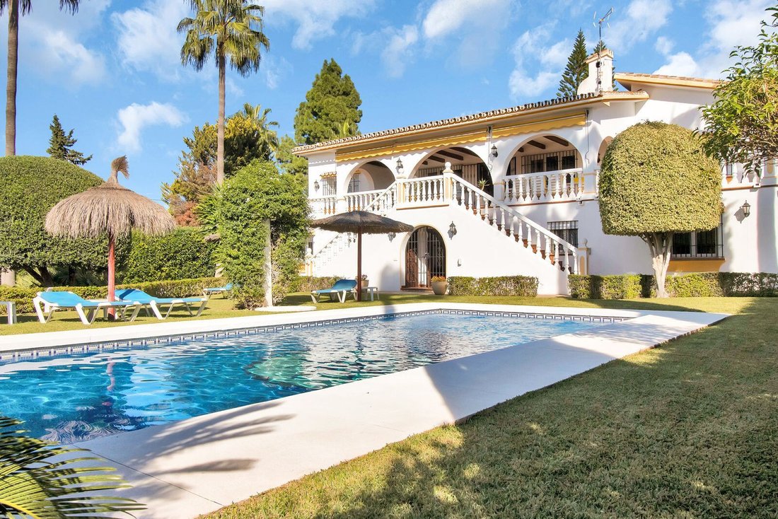 Villa in San Pedro de Alcantara, Andalusia, Spain 1 - 13886689