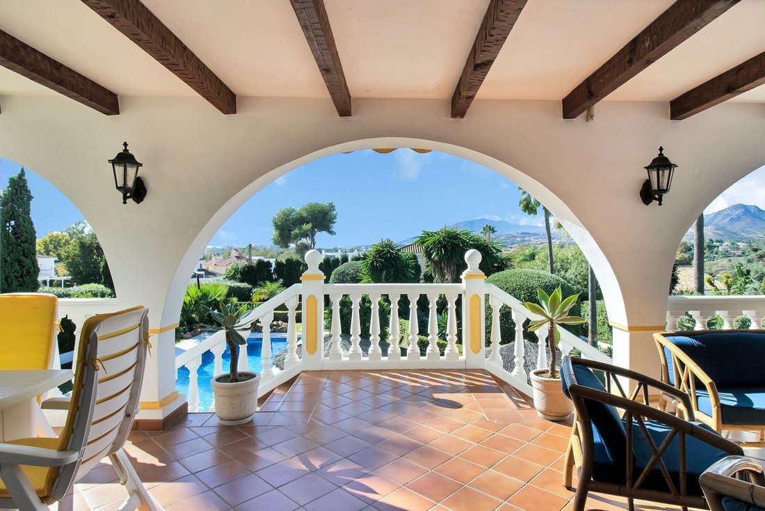 Villa in San Pedro de Alcantara, Andalusia, Spain 2 - 13886689