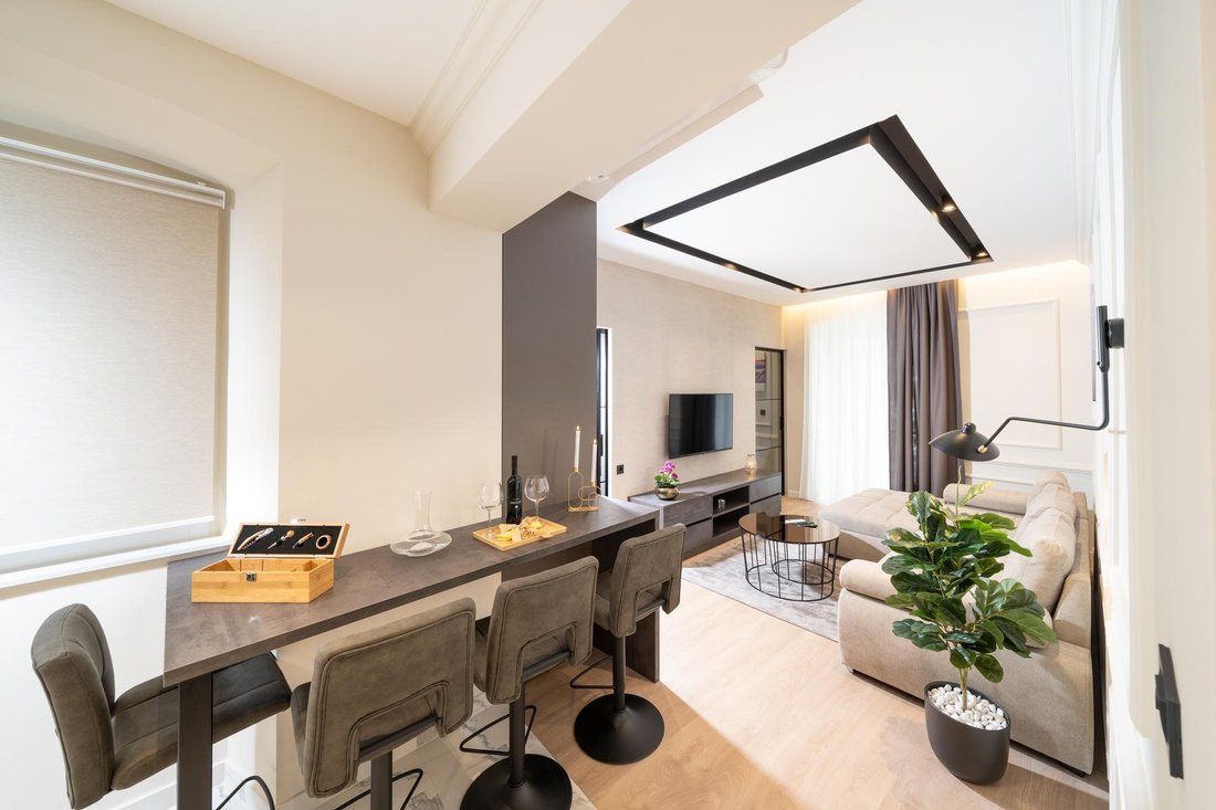 Apartment in Mjesni odbor Luka, Grad Rijeka, Primorje-Gorski Kotar County 2 - 13885380