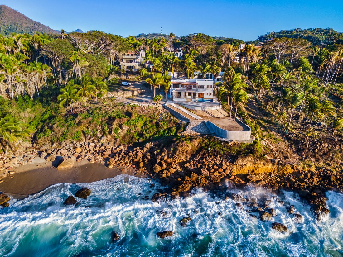 Villa Cormorán Amazing Oceanfront Villa For Sale In In Litibu, Nayarit