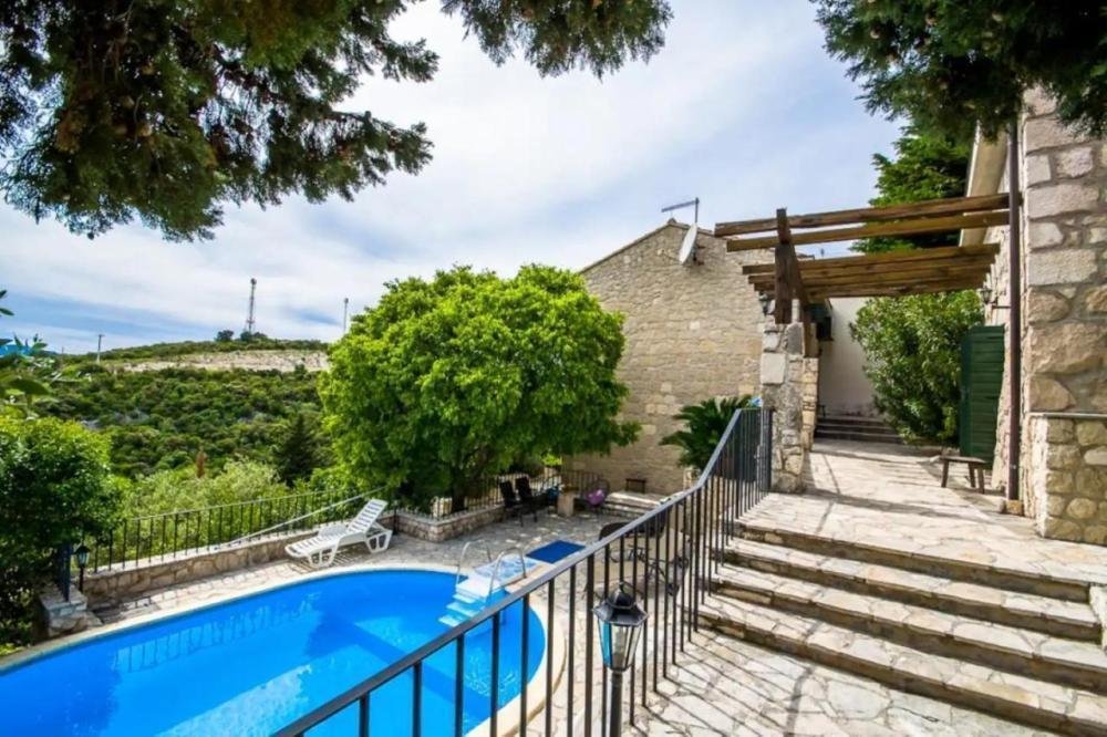 Villa in Klek, Dubrovnik-Neretva County, Croatia 3 - 13882516