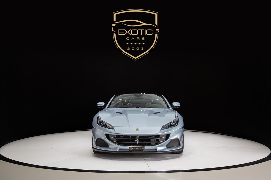 Cabriolet in Dubai, Dubai, United Arab Emirates 2 - 13887314