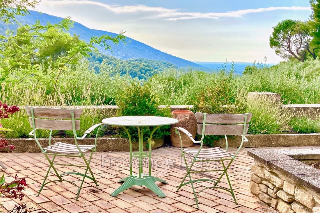 Villa in Oppède, Provence-Alpes-Côte d'Azur, France 4 - 13888223