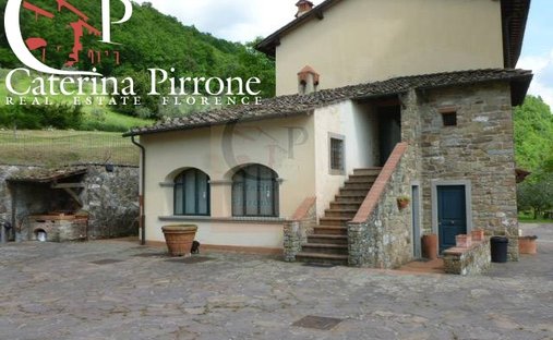 Country House in Dicomano, Tuscany, Italy 1