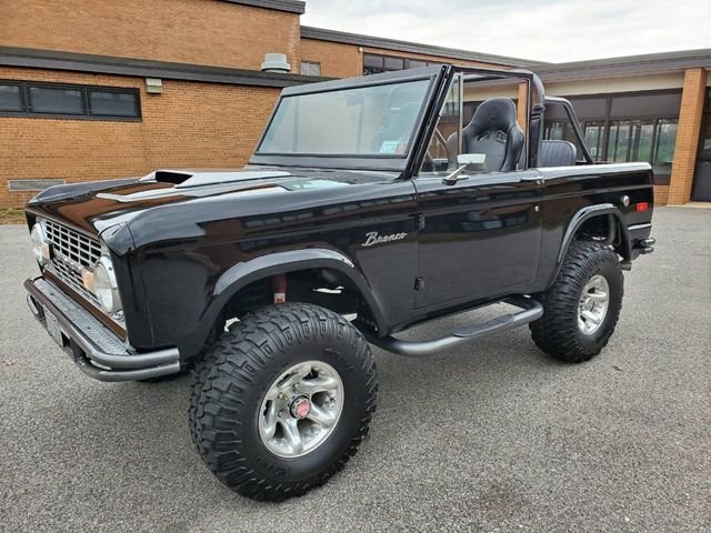 Ford Bronco in Calverton, NY, United States 1 - 13890736