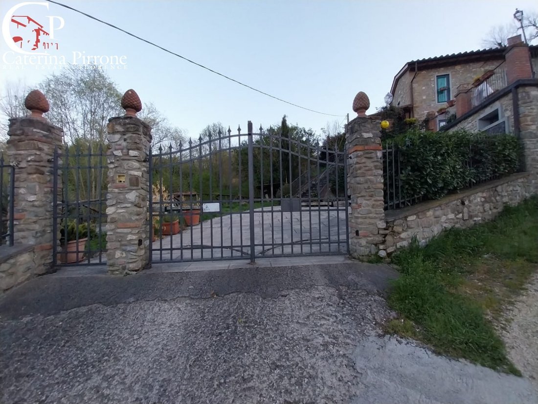 Country House in Vicchio, Tuscany, Italy 5 - 13890562