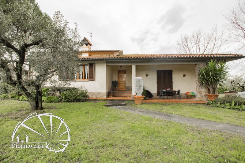Prato Single House In Quarrata, Tuscany, Italy For Sale (13892117)