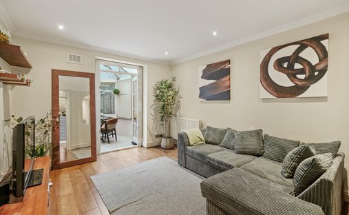 Apartment in Little Venice, Westminster, England 1