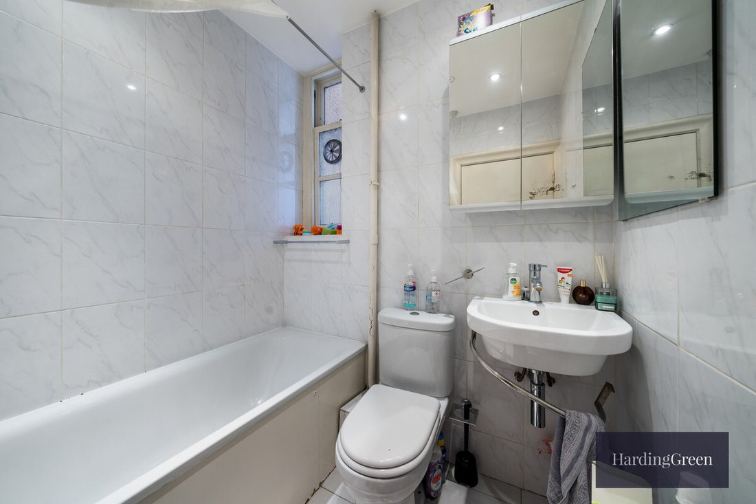 Apartment in Primrose Hill, Camden, England 4 - 13898120