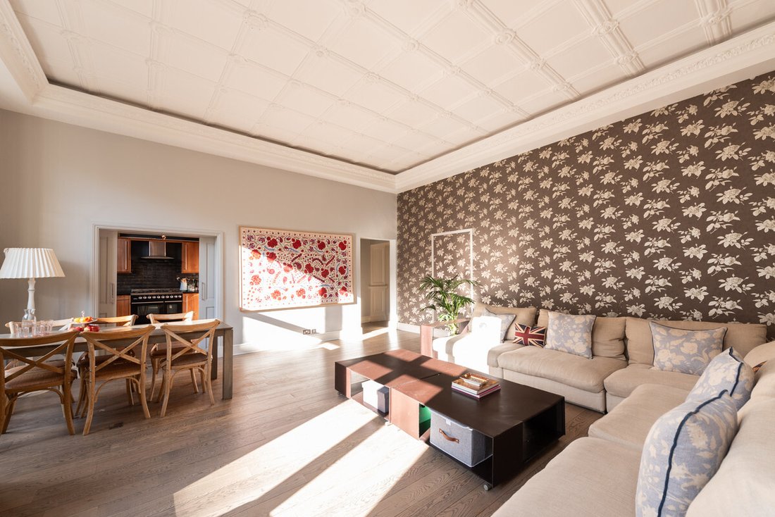 Apartment in Knightsbridge, Kensington And Chelsea, England 4 - 13898022