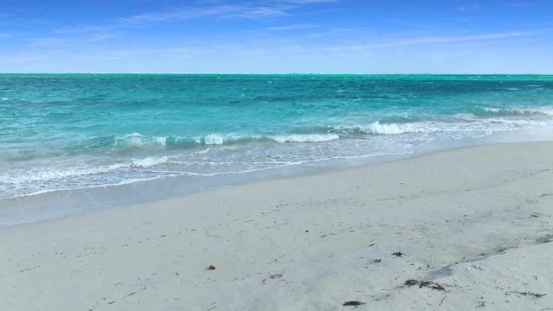 Land in Turks and Caicos Islands 3 - 13895306
