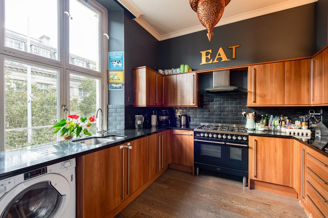 Apartment in Knightsbridge, Kensington And Chelsea, England 3 - 13898022