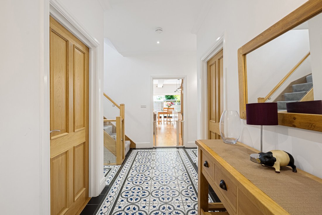 House in Faversham, England 2 - 13898009