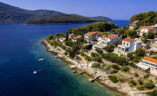 House in Gradski kotar Stari grad, Korcula, Dubrovnik-Neretva County 1