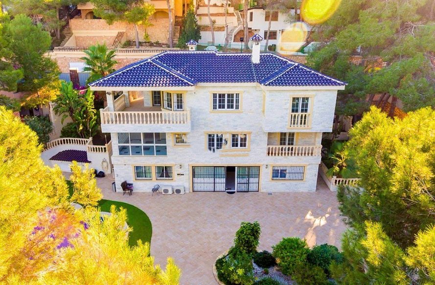 Villa in Dehesa de Campoamor, Orihuela, Valencian Community 1 - 12417053