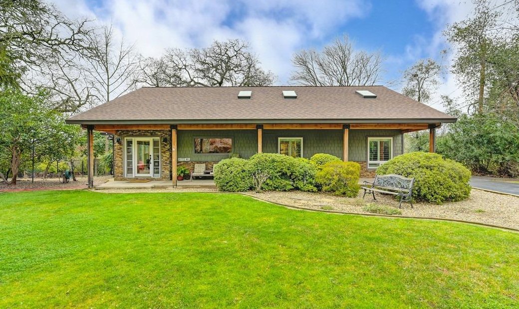 Multifamiliar De 3 Dormitorios (2 A 4 En Fair Oaks, California, Estados